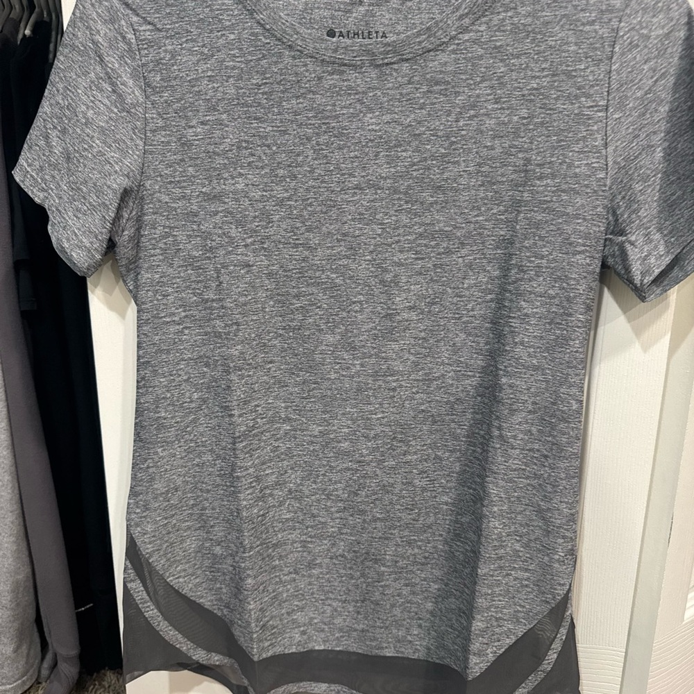 Athleta Heather Gray Short Sleeve Tee